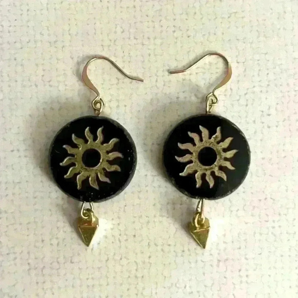Jewelry - New black and gold sol pressed Czech glass earrings